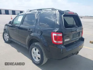 2012 Ford Escape XLT z VIN 1FMCU9DG0CKA83804, wystawiony jako IAAI lot #42099423 z przebiegiem Nie podano mil oraz . Historia ofert i sprzedaży dostępna na DreamBid. Obrazek 3.