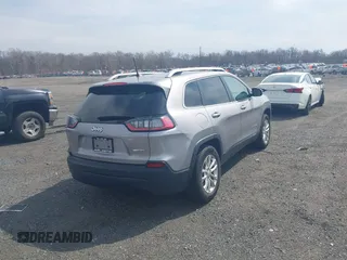 2019 Jeep Cherokee Latitude with VIN 1C4PJMCB4KD239465, listed as a IAAI auction lot 41849483 with 81,229 mi miles. Bid and sale history available at carsss.com. Image 4.