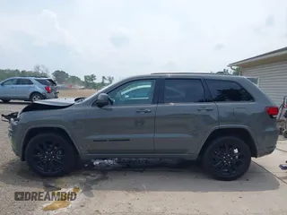 2020 Jeep Grand Cherokee North с VIN 1C4RJFAG4LC397993, выставлен на аукционе IAAI как лот 42390213 с пробегом 51 236 миль миль и . История ставок и продаж доступна на DreamBid. Изображение 15.