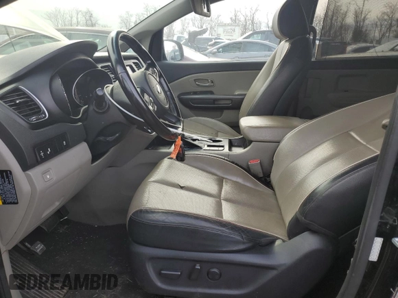 2019 Kia Sedona EX with VIN KNDMB5C19K6517665, listed as a Copart auction lot 85963624 with 102,400 mi miles and Clean Title. Bid and sale history available at carsss.com. Image 7.