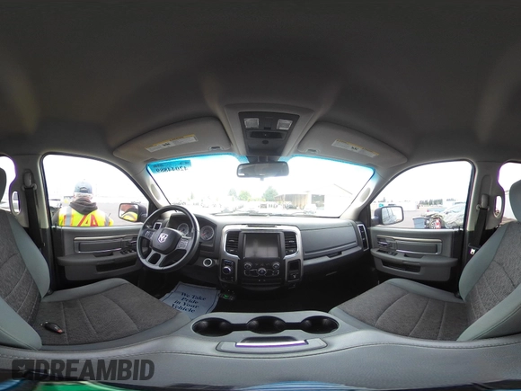 2015 Ram 1500 Outdoorsman z VIN 1C6RR7GT6FS508211, wystawiony jako IAAI lot #42044889 z przebiegiem 125 774 mil mil oraz . Historia ofert i sprzedaży dostępna na DreamBid. Obrazek 18.