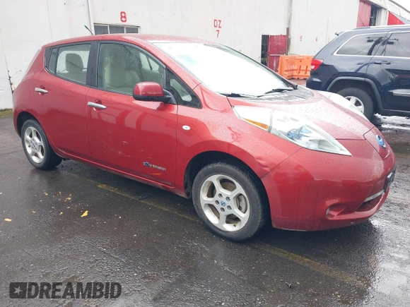 2011 Nissan LEAF SL-e with VIN JN1AZ0CP1BT004338, listed as a IAAI auction lot 41577941 with 89,415 mi miles. Bid and sale history available at carsss.com. Image 1.