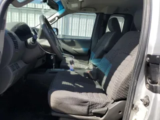 2012 Nissan Frontier SV z VIN 1N6AD0CW0CC458551, wystawiony jako Copart lot #73687094 z przebiegiem 129 461 mil mil oraz Szkoda całkowita • Salvage title. Historia ofert i sprzedaży dostępna na DreamBid. Obrazek 7.