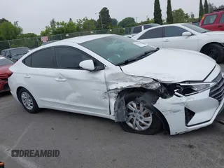2020 Hyundai Elantra SE z VIN 5NPD74LF6LH508453, wystawiony jako IAAI lot #42478403 z przebiegiem 28 581 mil mil oraz . Historia ofert i sprzedaży dostępna na DreamBid. Obrazek 13.