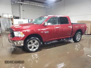 2015 Ram 1500 Big Horn z VIN 3C6RR7LT2FG641643, wystawiony jako Copart lot #48321675 z przebiegiem 182 417 mil mil oraz Szkoda całkowita • Salvage title. Historia ofert i sprzedaży dostępna na DreamBid. Obrazek 1.