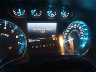 2013 Ford F-150 XL с VIN 1FTEX1EM2DFA48279, выставлен на аукционе IAAI как лот 40549764 с пробегом 360 287 миль миль и . История ставок и продаж доступна на DreamBid. Изображение 15.