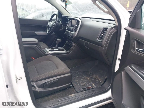 2018 Chevrolet Colorado 4WD LT with VIN 1GCGTCEN7J1261813, listed as a IAAI auction lot 41807217 with 35,823 mi miles. Bid and sale history available at carsss.com. Image 5.