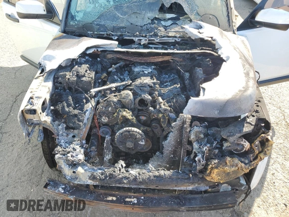 2011 Land Rover LR4 HSE with VIN SALAG2D44BA586720, listed as a Copart auction lot 59786795 with Not provided miles and Salvage title. Bid and sale history available at DreamBid. Image 11.