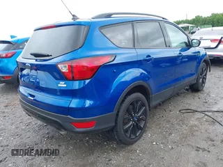 2019 Ford Escape SE z VIN 1FMCU0GD2KUB45025, wystawiony jako IAAI lot #42231745 z przebiegiem 65 732 mil mil oraz . Historia ofert i sprzedaży dostępna na DreamBid. Obrazek 4.