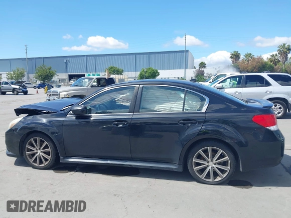 2014 Subaru Legacy Special Sports z VIN 4S3BMCH62E3021347, wystawiony jako IAAI lot #42260384 z przebiegiem 170 785 mil mil oraz . Historia ofert i sprzedaży dostępna na DreamBid. Obrazek 14.