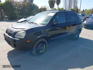 2008 Hyundai Tucson GLS with VIN KM8JM12B58U708127, listed as a IAAI auction lot 41956367 with 134,758 mi miles. Bid and sale history available at carsss.com. Image 2.