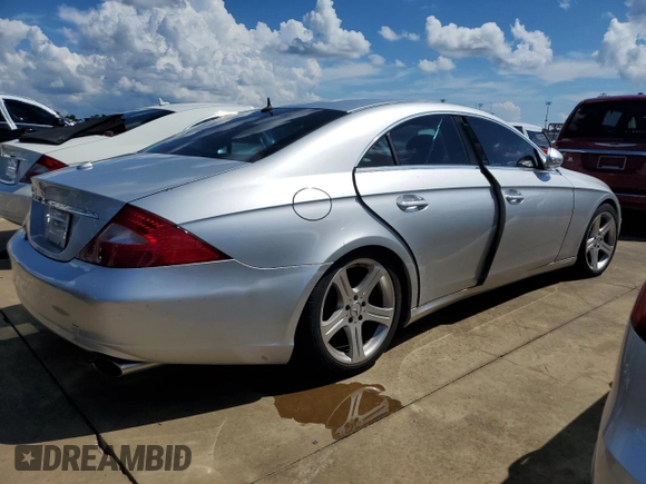 2006 Mercedes-Benz CLS-Class with VIN WDDDJ75X56A073385, listed as a Copart auction lot 50732515 with Not Provided miles and Non Repairable. Bid and sale history available at carsss.com. Image 3.