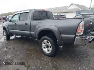 2010 Toyota Tacoma with VIN 5TEMU4FN0AZ712915, listed as a IAAI auction lot 41956306 with 204,986 mi miles and . Bid and sale history available at DreamBid. Image 3.
