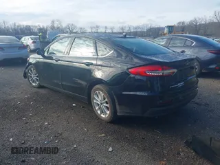 2019 Ford Fusion SE with VIN 3FA6P0HD6KR203724, listed as a IAAI auction lot 41921200 with 95,459 mi miles. Bid and sale history available at carsss.com. Image 3.