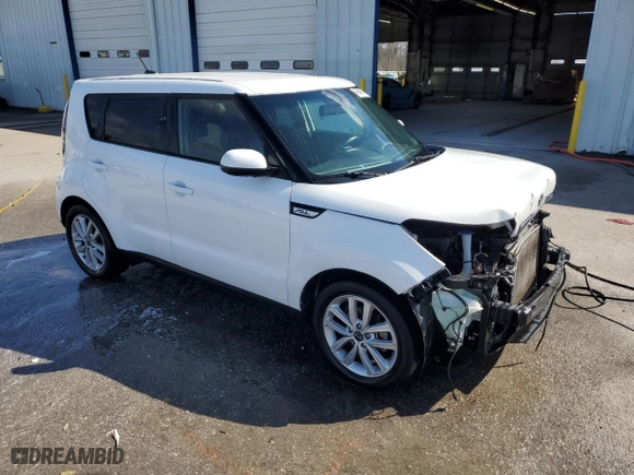 2019 Kia Soul + with VIN KNDJP3A57K7012958, listed as a Copart auction lot 48378335 with 92,332 mi miles and Salvage Title. Bid and sale history available at carsss.com. Image 4.