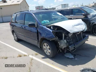 2007 Toyota Sienna CE with VIN 5TDZK23C67S056356, listed as a IAAI auction lot 42131040 with Not Provided miles. Bid and sale history available at carsss.com. Image 1.