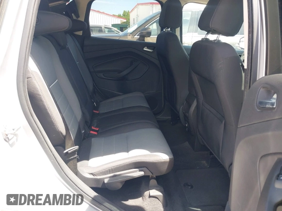 2014 Ford Escape SE с VIN 1FMCU0G99EUC38589, выставлен на аукционе IAAI как лот 42201138 с пробегом 139 416 миль миль и . История ставок и продаж доступна на DreamBid. Изображение 8.