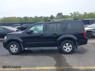 2005 Nissan Pathfinder LE with VIN 5N1AR18W35C742175, listed as a IAAI auction lot 41921815 with 203,973 mi miles. Bid and sale history available at carsss.com. Image 14.