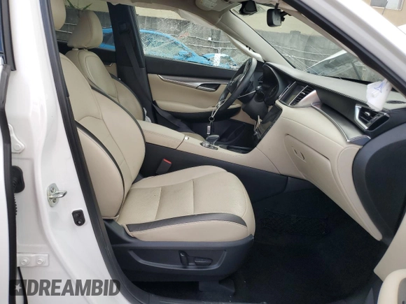 2022 Infiniti QX50 LUXE with VIN 3PCAJ5BA1NF107362, listed as a Copart auction lot 42688895 with 26,666 mi miles and Non Repairable. Bid and sale history available at carsss.com. Image 7.