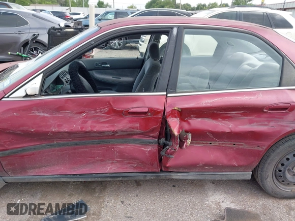 1997 Honda Accord LX с VIN 1HGCD5639VA217677, выставлен на аукционе IAAI как лот 42137200 с пробегом 140 193 миль миль и . История ставок и продаж доступна на DreamBid. Изображение 14.