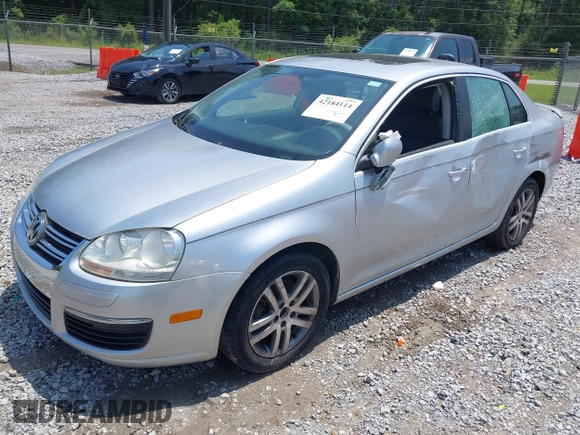 2006 Volkswagen Jetta 2.5L with VIN 3VWSG71K26M624575, listed as a IAAI auction lot 42184114 with 164,182 mi miles and . Bid and sale history available at DreamBid. Image 2.
