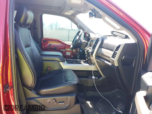 2018 Ford Super Duty F-250 SRW XL with VIN 1FT7W2BT1JEC55762, listed as a IAAI auction lot 41744932 with 243,696 mi miles. Bid and sale history available at carsss.com. Image 5.