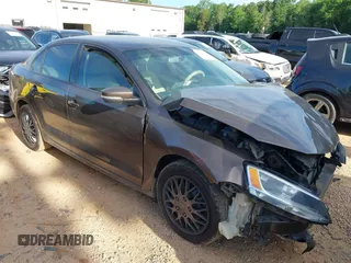 2011 Volkswagen Jetta SE с VIN 3VWDX7AJ0BM344471, выставлен на аукционе IAAI как лот 42307475 с пробегом 217 998 миль миль и . История ставок и продаж доступна на DreamBid. Изображение 1.