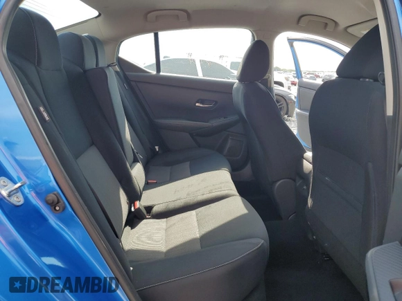 2021 Nissan Sentra SV z VIN 3N1AB8CV4MY281657, wystawiony jako Copart lot #58351395 z przebiegiem 56 758 mil mil oraz Czysty tytuł • Clean title. Historia ofert i sprzedaży dostępna na DreamBid. Obrazek 10.