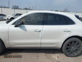2015 Porsche Macan S with VIN WP1AB2A50FLB60518, listed as a IAAI auction lot 41797095 with 74,294 mi miles. Bid and sale history available at carsss.com. Image 15.