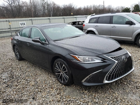2022 Lexus ES with VIN 58ADZ1B13NU137151, listed as a Copart auction lot 44753345 with 5,034 mi miles and Salvage Title. Bid and sale history available at carsss.com. Image 4.