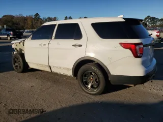2016 Ford Utility Police Interceptor with VIN 1FM5K8AR4GGC94883, listed as a Copart auction lot 83834224 with 117,539 mi miles and Salvage Title. Bid and sale history available at carsss.com. Image 2.