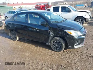 2024 Mitsubishi Mirage ES z VIN ML32FUFJ9RHF11080, wystawiony jako IAAI lot #41519944 z przebiegiem 8800 mil mil oraz . Historia ofert i sprzedaży dostępna na DreamBid. Obrazek 1.