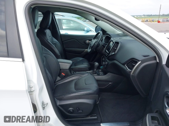 2020 Jeep Cherokee Limited z VIN 1C4PJMDX4LD603024, wystawiony jako IAAI lot #42532183 z przebiegiem 41 541 mil mil oraz . Historia ofert i sprzedaży dostępna na DreamBid. Obrazek 5.