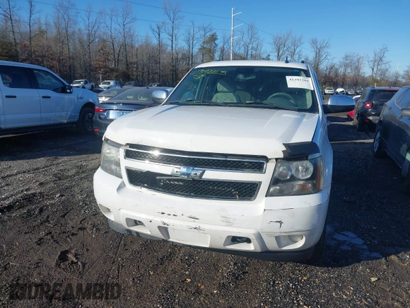 2007 Chevrolet Suburban LTZ with VIN 3GNFK16347G200999, listed as a IAAI auction lot 41392205 with 115,656 mi miles. Bid and sale history available at carsss.com. Image 6.