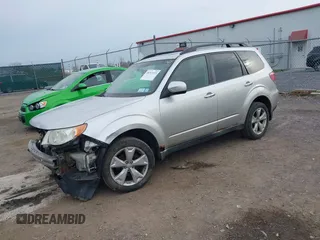 2009 Subaru Forester X с VIN JF2SH63699H753725, выставлен на аукционе IAAI как лот 40713315 с пробегом 255 082 миль миль и . История ставок и продаж доступна на DreamBid. Изображение 2.