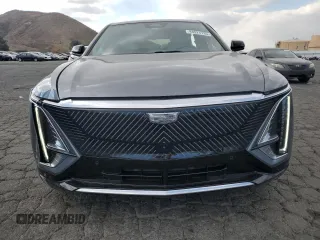 2023 Cadillac LYRIQ RWD Luxury z VIN 1GYKPMRK9PZ001115, wystawiony jako Copart lot #88924135 z przebiegiem 32 114 mil mil oraz Szkoda całkowita • Salvage title. Historia ofert i sprzedaży dostępna na DreamBid. Obrazek 5.