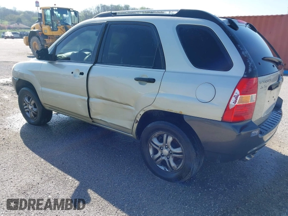 2006 Kia Sportage LX z VIN KNDJF723X67143301, wystawiony jako IAAI lot #41950899 z przebiegiem 271 184 mil mil oraz . Historia ofert i sprzedaży dostępna na DreamBid. Obrazek 3.