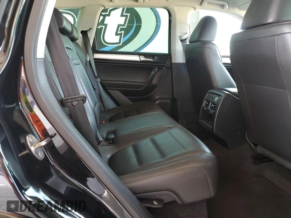 2013 Volkswagen Touareg Lux with VIN WVGEF9BPXDD001489, listed as a Copart auction lot 55898945 with 96,477 mi miles and Clean Title. Bid and sale history available at DreamBid. Image 10.