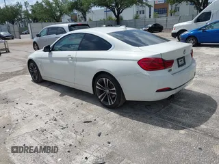 2020 BMW 4 Series 430i z VIN WBA4W3C05LFH08761, wystawiony jako IAAI lot #42485971 z przebiegiem 52 665 mil mil oraz . Historia ofert i sprzedaży dostępna na DreamBid. Obrazek 3.