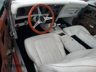 1973 Mercury Cougar z VIN 3F94H557628, wystawiony jako Copart lot #43621225 z przebiegiem 28 462 mil mil oraz Szkody całkowita. Historia ofert i sprzedaży dostępna na DreamBid. Obrazek 8.