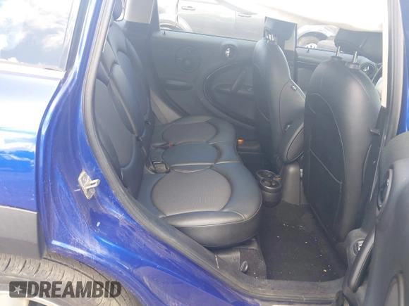 2016 MINI Countryman S with VIN WMWZC3C55GWP53633, listed as a IAAI auction lot 42526582 with 58,898 mi miles and . Bid and sale history available at DreamBid. Image 8.
