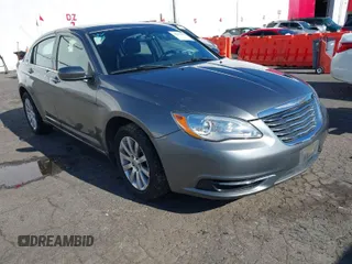 2013 Chrysler 200 Touring with VIN 1C3CCBBB8DN580187, listed as a IAAI auction lot 41675375 with 93,488 mi miles. Bid and sale history available at carsss.com. Image 1.