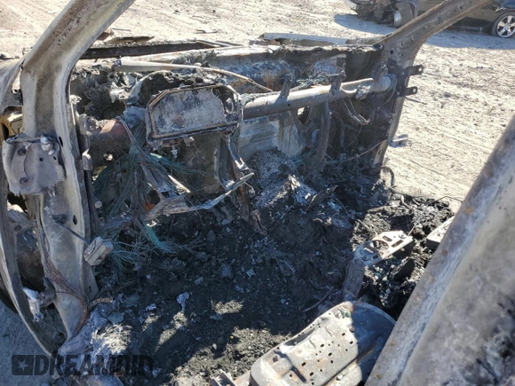 2024 Chevrolet Silverado 1500 High Country with VIN 1GCUDJE81RZ171567, listed as a Copart auction lot 77523084 with Not Provided miles and Salvage Title. Bid and sale history available at DreamBid. Image 8.