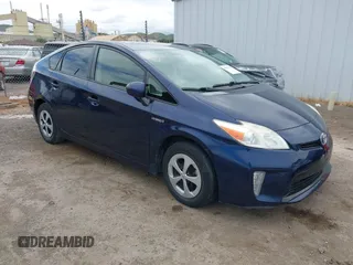 2013 Toyota Prius One z VIN JTDKN3DU8D1633354, wystawiony jako IAAI lot #42045553 z przebiegiem Nie podano mil oraz . Historia ofert i sprzedaży dostępna na DreamBid. Obrazek 1.