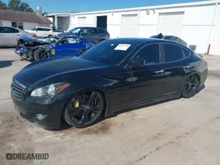 2013 Infiniti M37 with VIN JN1BY1AP2DM510032, listed as a IAAI auction lot 41419738 with 238,420 mi miles. Bid and sale history available at carsss.com. Image 2.