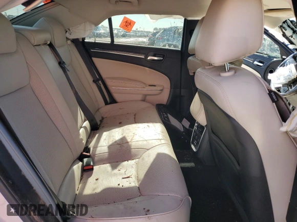 2022 Chrysler 300 Touring L with VIN 2C3CCADG1NH163135, listed as a Copart auction lot 84762584 with 40,688 mi miles and Salvage Title. Bid and sale history available at carsss.com. Image 10.