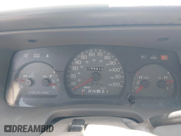 2002 Mercury Grand Marquis LS Premium z VIN 2MEFM75W22X617584, wystawiony jako IAAI lot #42444579 z przebiegiem 199 914 mil mil oraz . Historia ofert i sprzedaży dostępna na DreamBid. Obrazek 7.