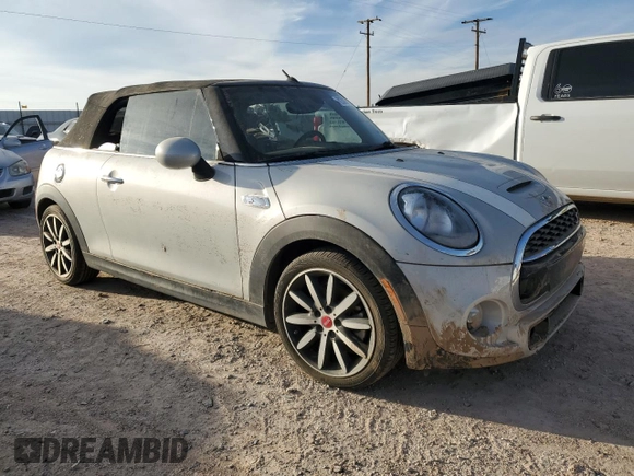 2016 MINI Convertible S z VIN WMWWG9C56G3A91978, wystawiony jako Copart lot #82303574 z przebiegiem Nie podano mil oraz Czysty tytuł • Clean title. Historia ofert i sprzedaży dostępna na DreamBid. Obrazek 4.