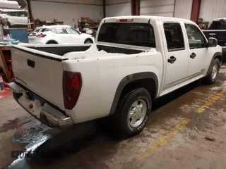 2004 Chevrolet Colorado 1SB LS Z85 with VIN 1GCDT136648127714, listed as a IAAI auction lot 41581643 with 122,036 mi miles. Bid and sale history available at carsss.com. Image 4.