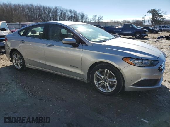 2018 Ford Fusion SE z VIN 3FA6P0LU9JR208728, wystawiony jako Copart lot #43519495 z przebiegiem 183 976 mil mil oraz Czysty tytuł • Clean title. Historia ofert i sprzedaży dostępna na DreamBid. Obrazek 4.